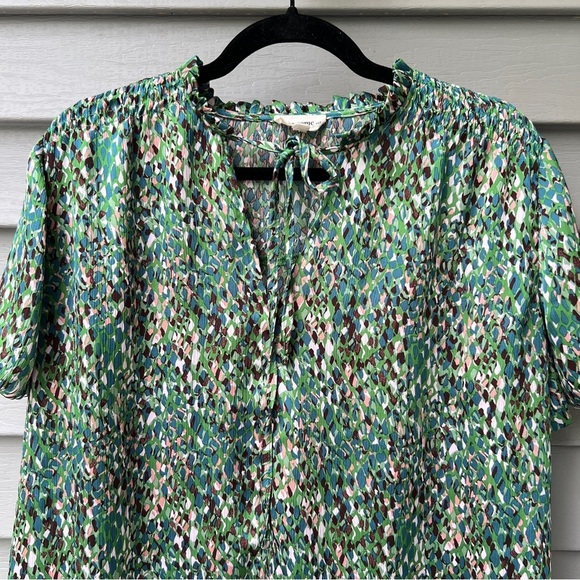 EE:Some Green Watercolor Blouse Short Bell Sleeve Ruffle Neck Women’s Small - Picture 5 of 15